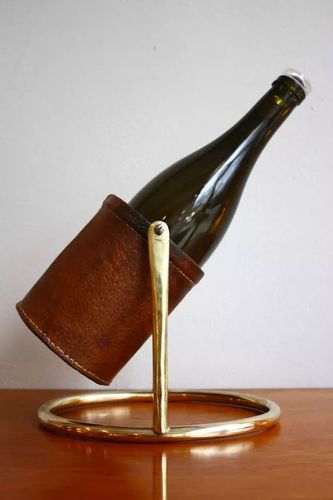 皮革制品的产品设计应用 从材料特性到创新实践